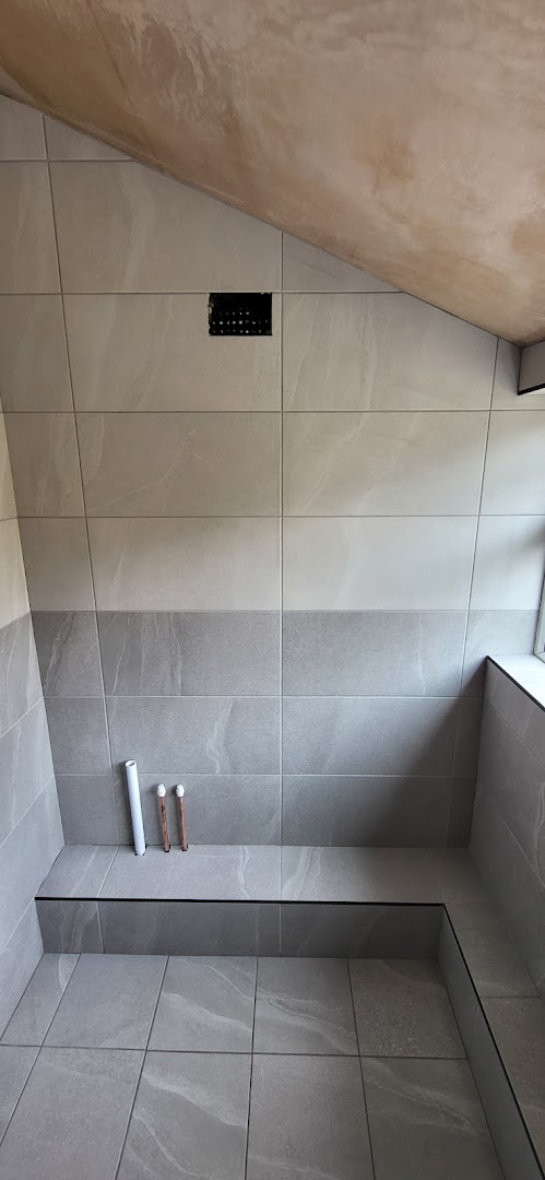 C.E.Ceramics Ltd : Wall and floor Tiler — Photos 13